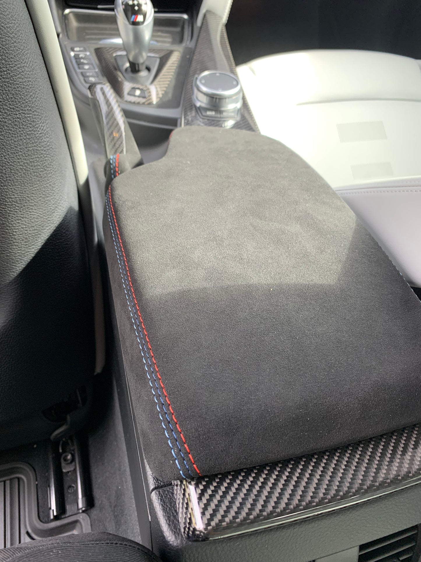 M Performance Armrest.